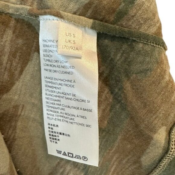 We The Free | Camouflage & Blue Print T-shirt Size Small - Picture 5 of 6